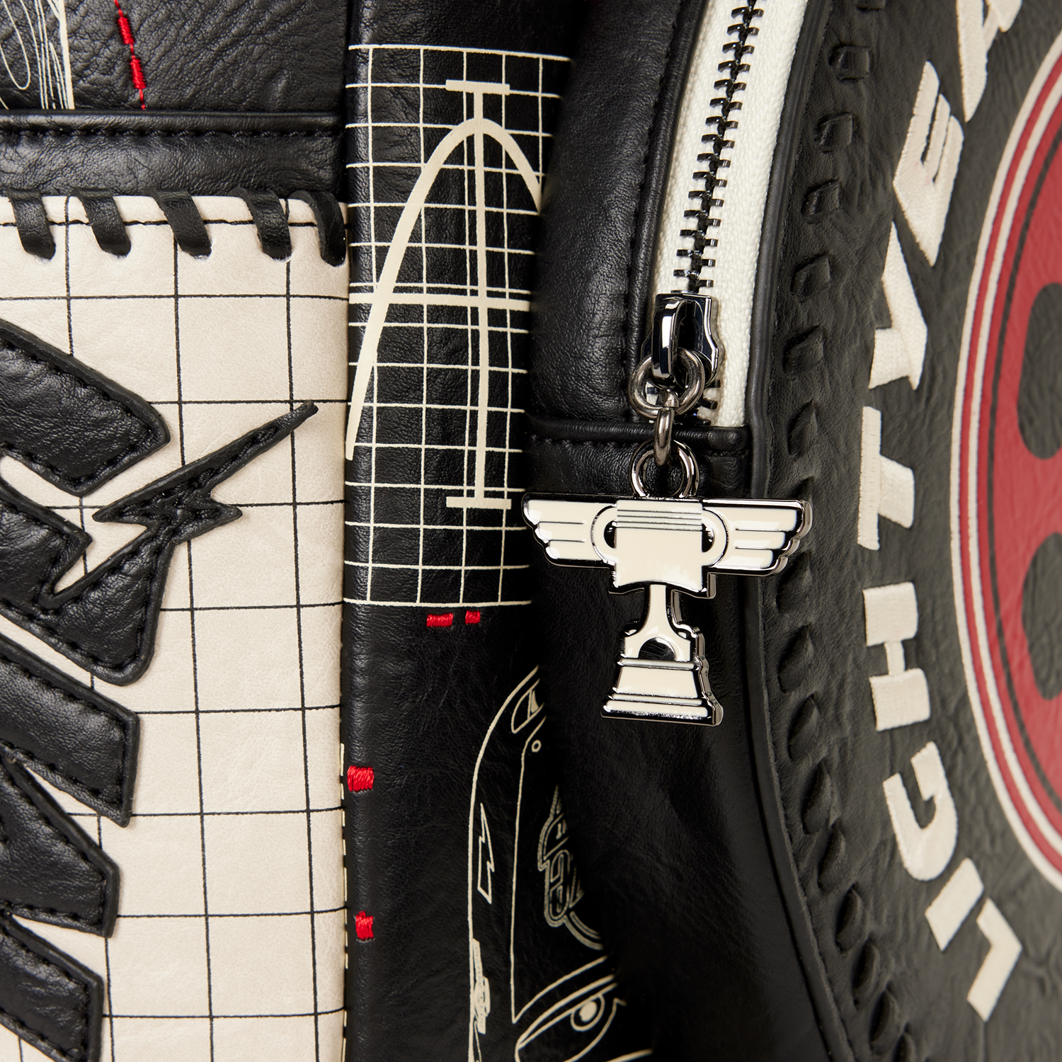 Cars Lightning McQueen Full-Size Backpack - Image 8